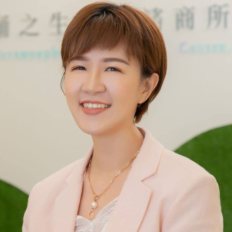 台灣依取身心健康發展協會第一屆理事長李雅君女士